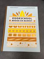 Kookschool Brood en Banket - Rodolphe Landemaine, Boeken, Kookboeken, Ophalen of Verzenden, Zo goed als nieuw, Europa, Taart, Gebak en Desserts
