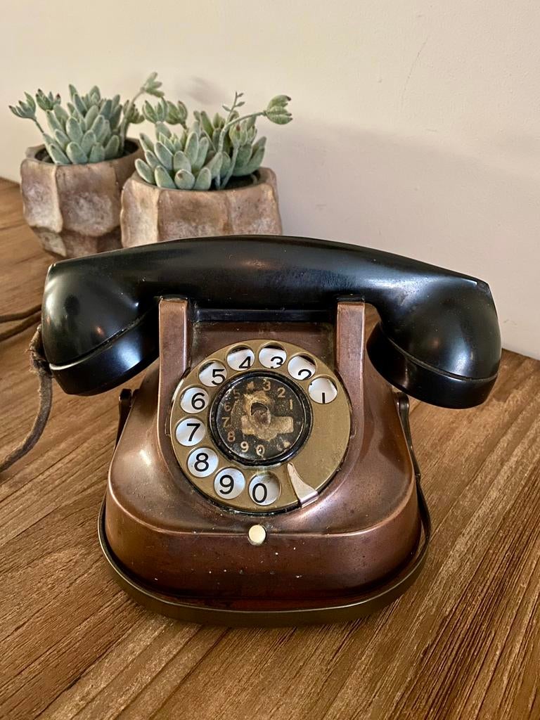 Oude koperen telefoon in mooie vintage staat, Verzenden