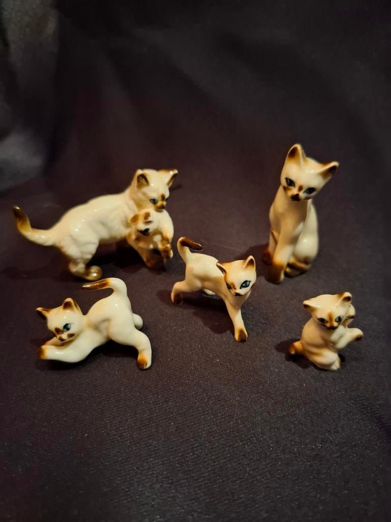 Vintage jaren 60/70 siamese katten beeldjes, bone china, Verzamelen, Beelden en Beeldjes, Ophalen of Verzenden, Zo goed als nieuw