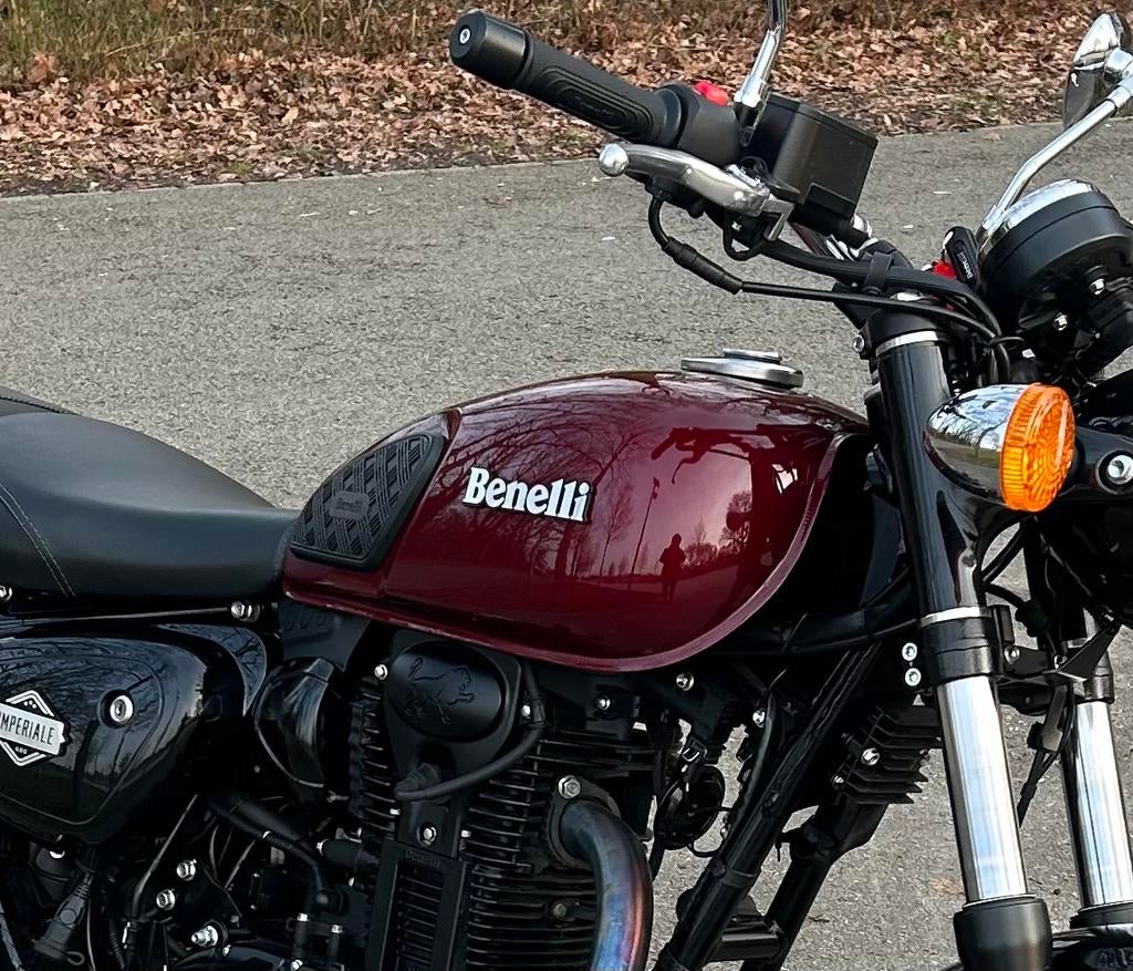 Te koop, zeer mooie Benelli 400 imperiale bj: 08-07-2022, Particulier, Naked bike