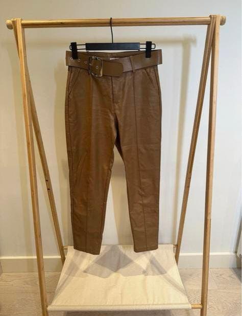 Bruine nep leren broek van May, maat M/38, Kleding | Dames, Broeken en Pantalons, Maat 38/40 (M), Bruin, Ophalen of Verzenden