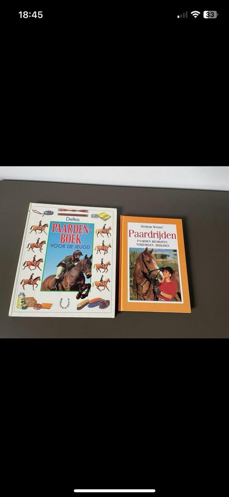2 Paardenboeken. Paardrijden verzorgen en bereiden, Ophalen of Verzenden, Zo goed als nieuw, Paarden of Pony's