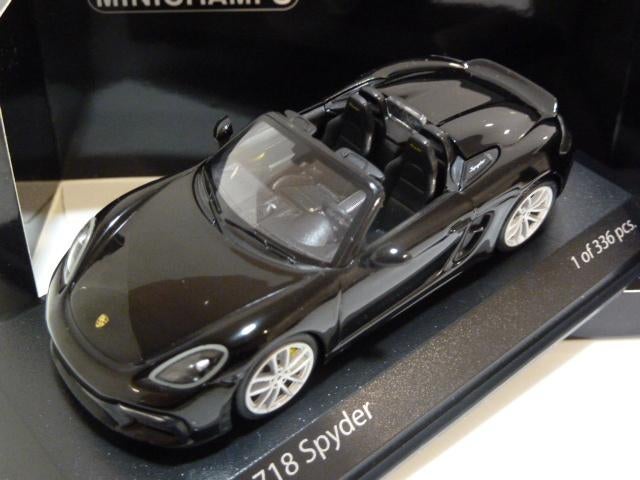 Miniature Minichamps 1/18 - Porsche 911 (992) Sport Classic 2022 - Collection