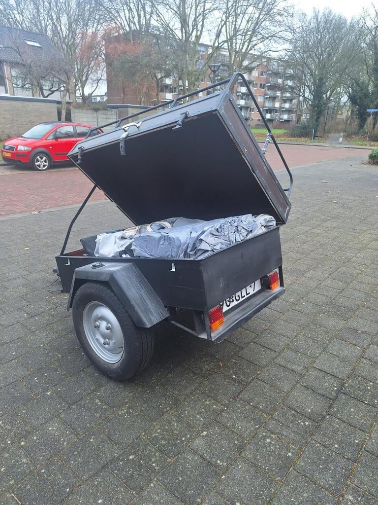 Nette aanhanger met nieuwe banden en verlichting, Auto diversen, Aanhangers en Bagagewagens, Ophalen of Verzenden, Gebruikt