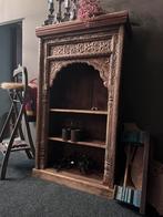 Boekenkast uit India, Ophalen