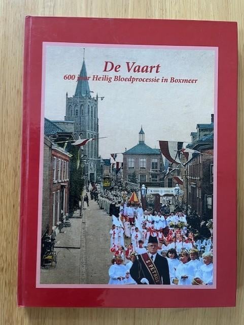 600 jaar Heilig Bloedprocessie in Boxmeer, Ophalen of Verzenden, Zo goed als nieuw