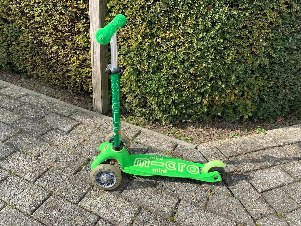 Mini Micro step met ledwielen, Ophalen, Zo goed als nieuw