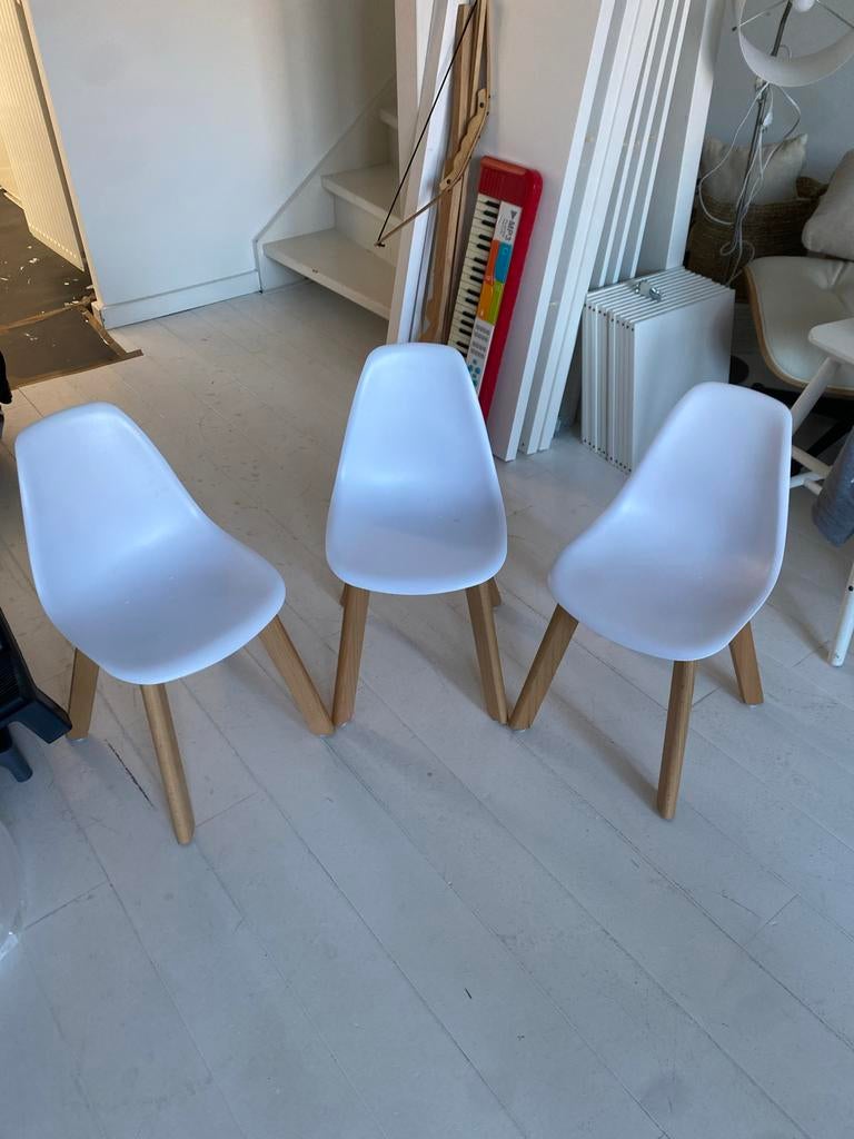 Drie mini Eames stoelen - prijs per stuk!, Huis en Inrichting, Stoelen, Ophalen, Kunststof, Gebruikt, Drie