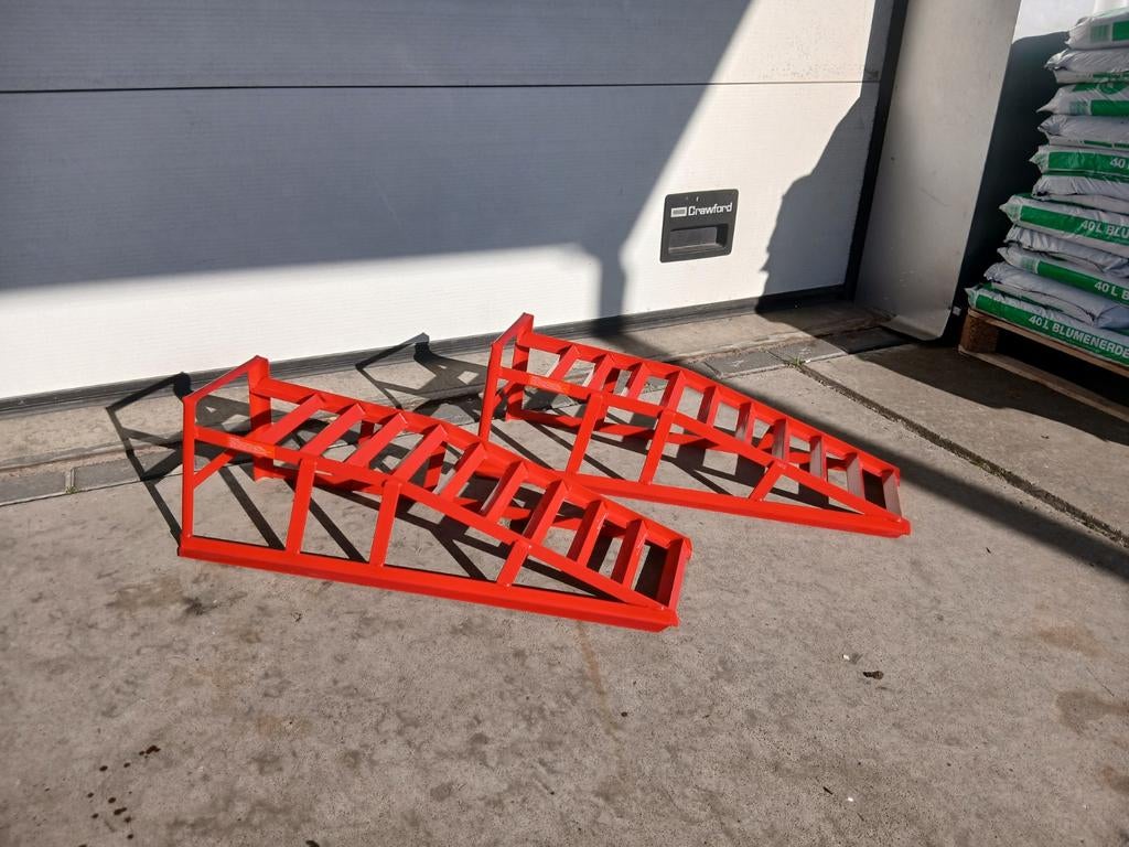 Nieuwe oprijbokken set van 2 - 2000kg draagvermogen, Auto diversen, Autogereedschap, Ophalen of Verzenden, Nieuw