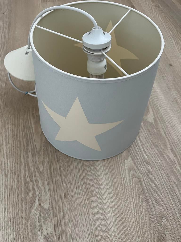 Hanglamp lichtblauw met witte ster - goede staat, Huis en Inrichting, Lampen | Hanglampen, Ophalen, Zo goed als nieuw, Stof, Minder dan 50 cm
