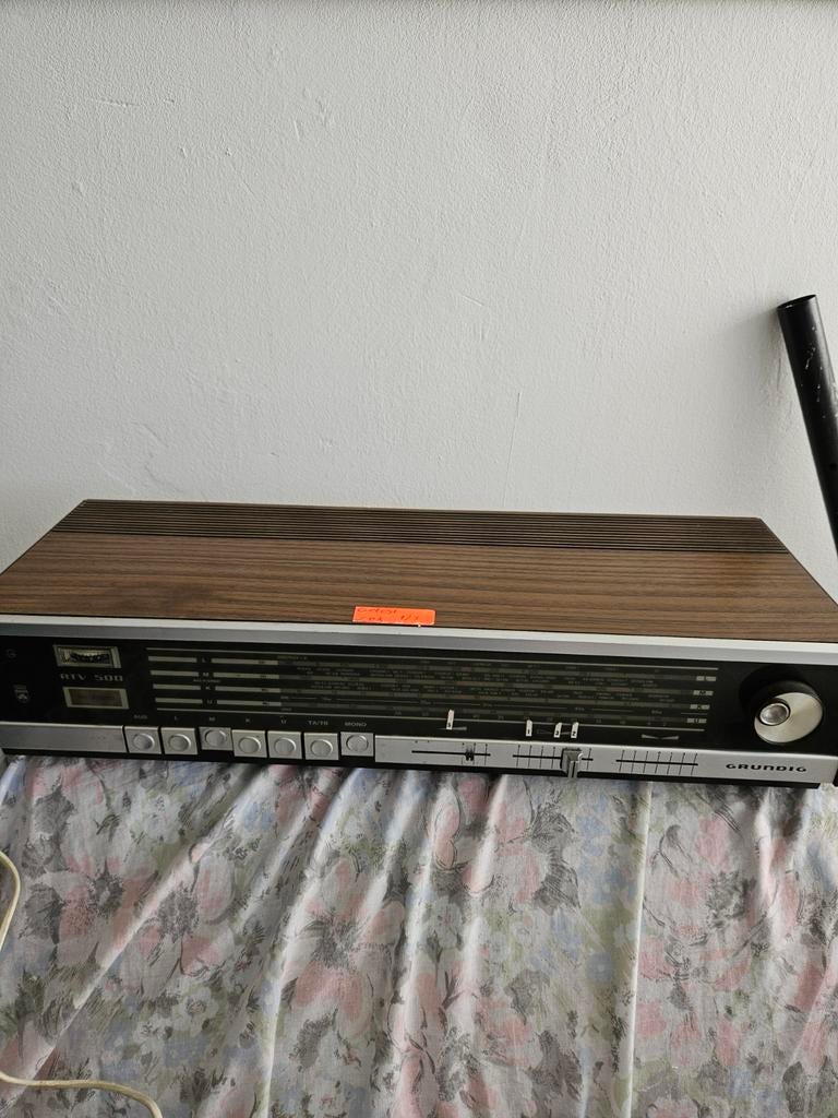 Grundig RTW 500 radio - Werkt prima, knop ontbreekt, Ophalen of Verzenden, ., ., .