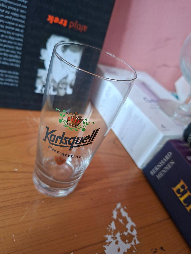 bierglas Karlsquell premium, Ophalen of Verzenden, Zo goed als nieuw, Glas of Glazen, Overige merken