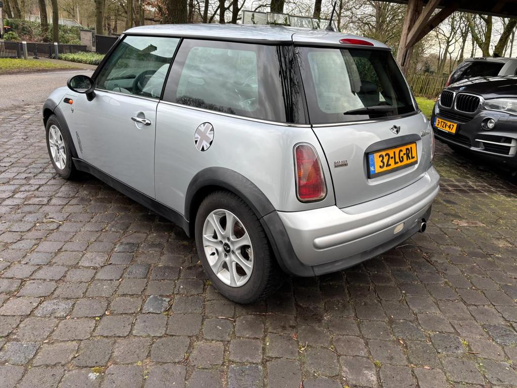 Mini Mini 1.6 One Salt, Auto's, Mini, Voorwielaandrijving, Gebruikt, Zwart, 4 cilinders