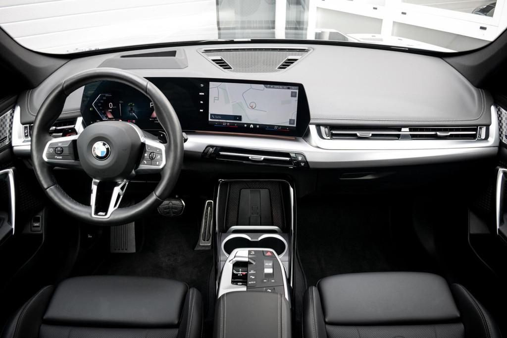 BMW X1 xDrive23i|PANO|HEAD-UP|HARMAN|STOELMASSAGE|ELEK.TREKH, Auto's, BMW, 1998 cc, Gebruikt, Euro 6, 4 cilinders