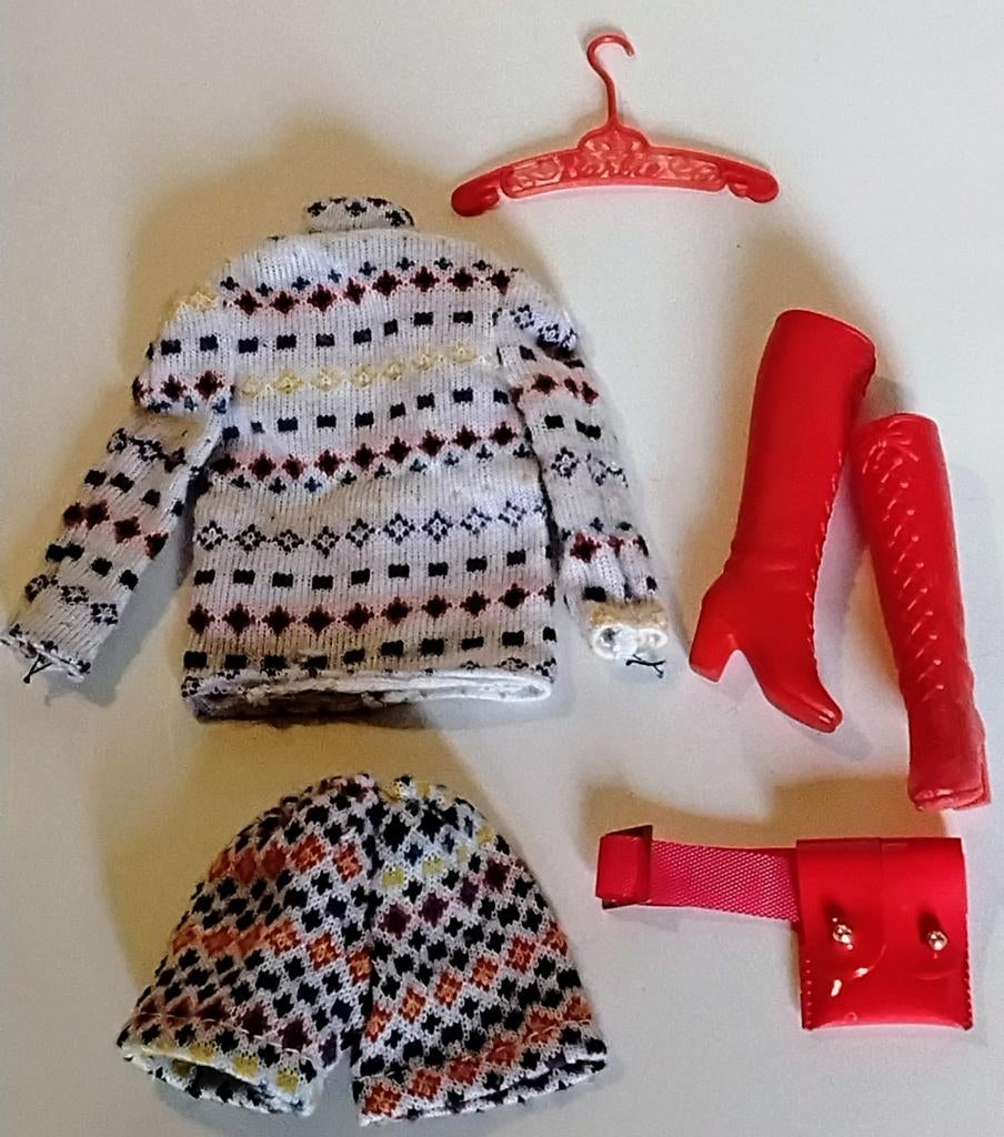 Rare vintage mod barbie kleding 3481 The Short Set uit 1972., Ophalen of Verzenden, Gebruikt, Kleertjes