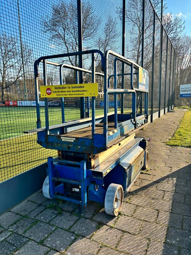 Hoogwerker 2046-E, Zakelijke goederen, Machines en Bouw | Liften, Steigers en Ladders, Ophalen