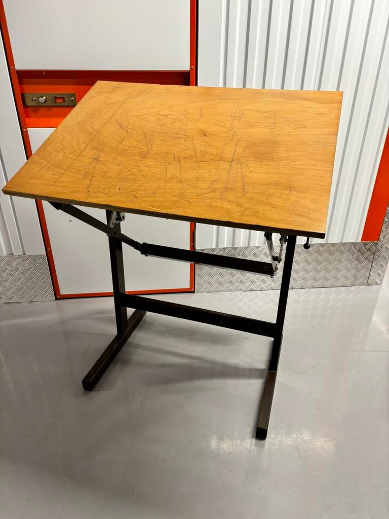 Tekentafel in hoogte verstelbaar, Doe-het-zelf en Verbouw, Tekentafels, Ophalen, Gebruikt, Minder dan 130 cm