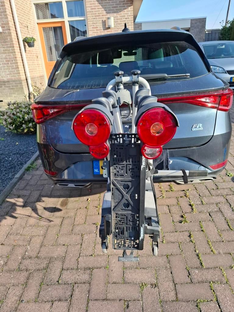 Goed geteste kantel- en opvouwbare drager voor alle fietsen, Auto diversen, Ophalen of Verzenden, Zo goed als nieuw, Trekhaakdrager