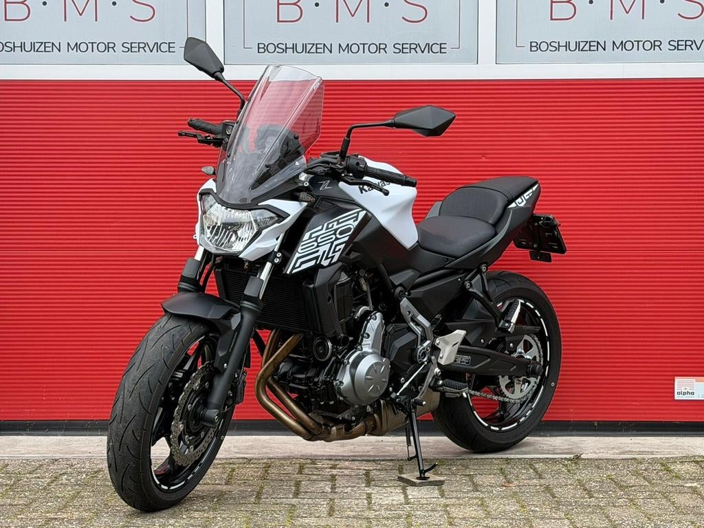 KAWASAKI Z650 ABS (bj 2019), Motoren, Motorrijbewijs A, Bedrijf, Onbekend, KAWASAKI