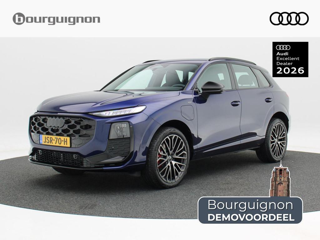 Audi Q3 1.5 200kW e-hybrid S edition | 20 inch velgen | Zwar, Auto's, Audi, 1800 kg, Euro 6, 4 cilinders, Alcantara