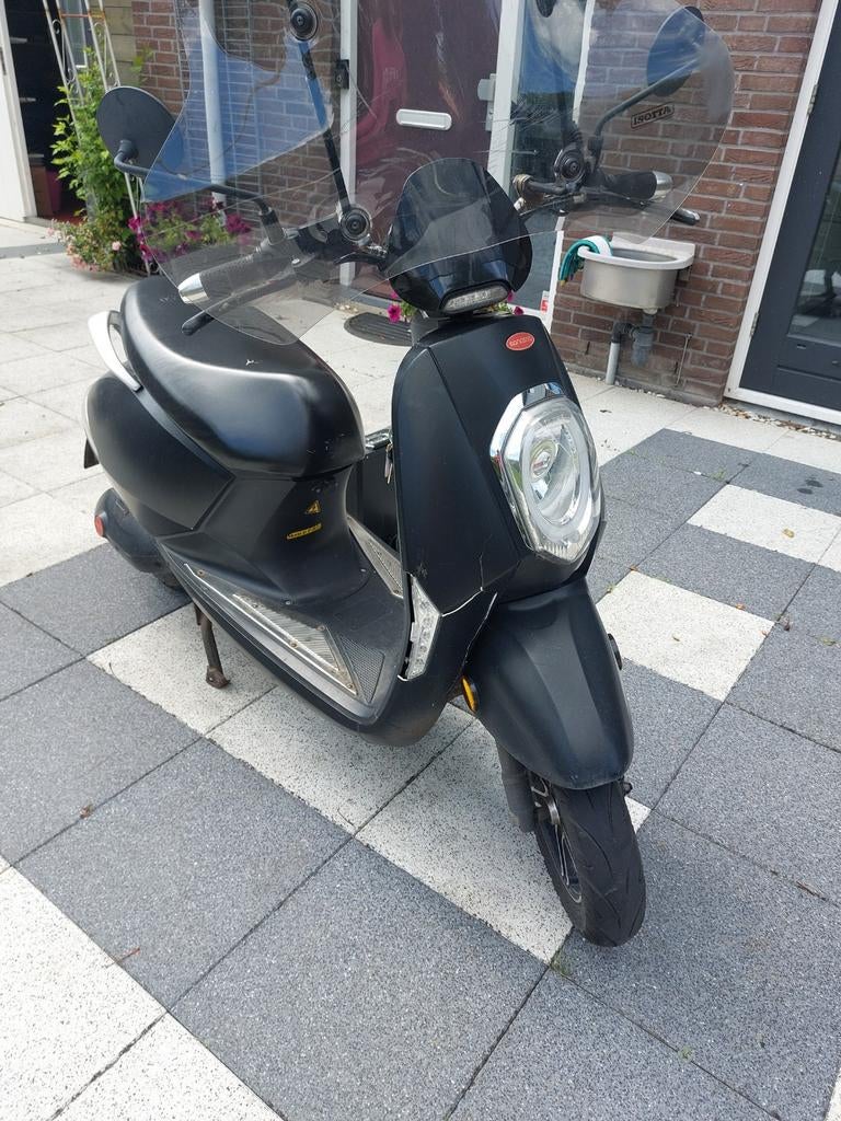 Elektrische scooter  monasso, Fietsen en Brommers, Brommeronderdelen | Scooters, Gebruikt, Overige merken, Overige typen, Ophalen of Verzenden