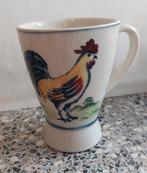 1 beker Vic’s Haan met oor handpainted    , Keramiek, Ophalen of Verzenden, Zo goed als nieuw, Overige stijlen