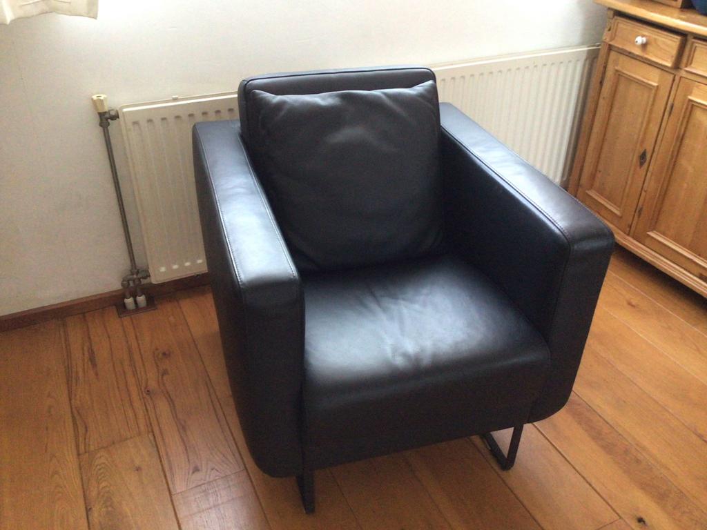 Montèl Trial leren fauteuil - Zo goed als nieuw!, Ophalen, Zo goed als nieuw, Modern, 50 tot 75 cm