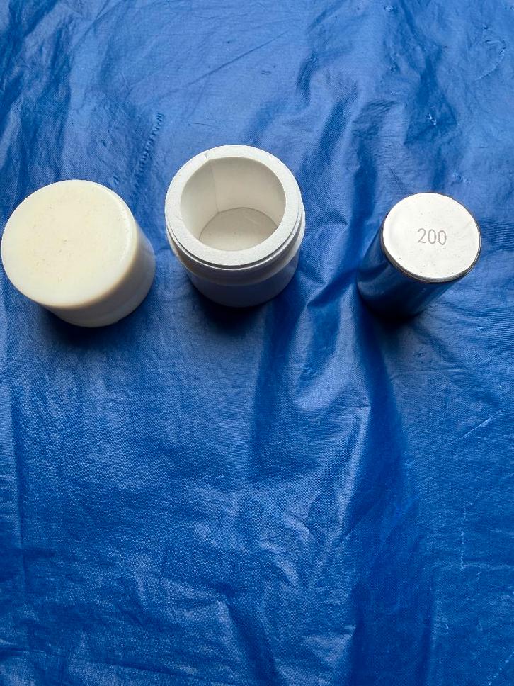 Kalibratiegewicht 200 gram(laboratorium)(nieuw), Witgoed en Apparatuur, Weegschalen, Nieuw, Overige typen, 1 tot 500 gram, Minder dan 10 kg