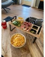 Leuke serveerplank met 2 bakjes, Gebruikt, Hout, Snij-/serveerplank, Ophalen of Verzenden