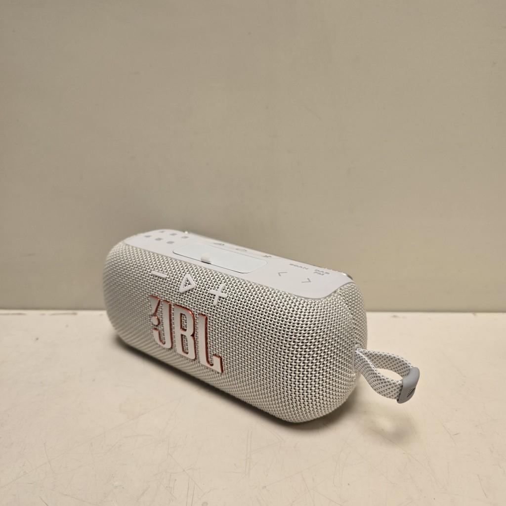 JBL Tuner 3 | (838357), JBL - Harman International Industries, Incorporated, Info@naw.nl, 400 Atlantic Street, 15th Floor, Stamford, CT 06901, Verenigde Staten