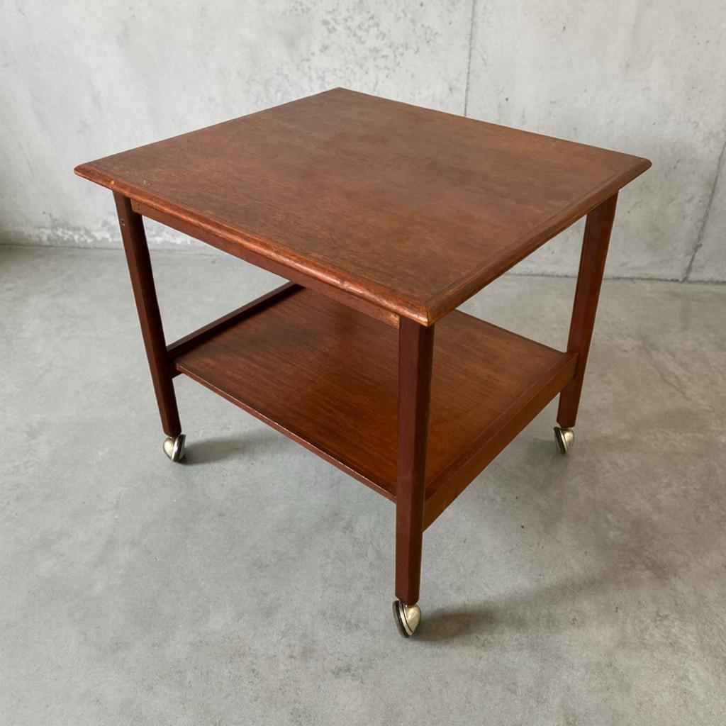 Scandinavisch/Deens Mid Century bijzettafeltje teak, Minder dan 55 cm, Gebruikt, Pastoe Deens design, Huysmans