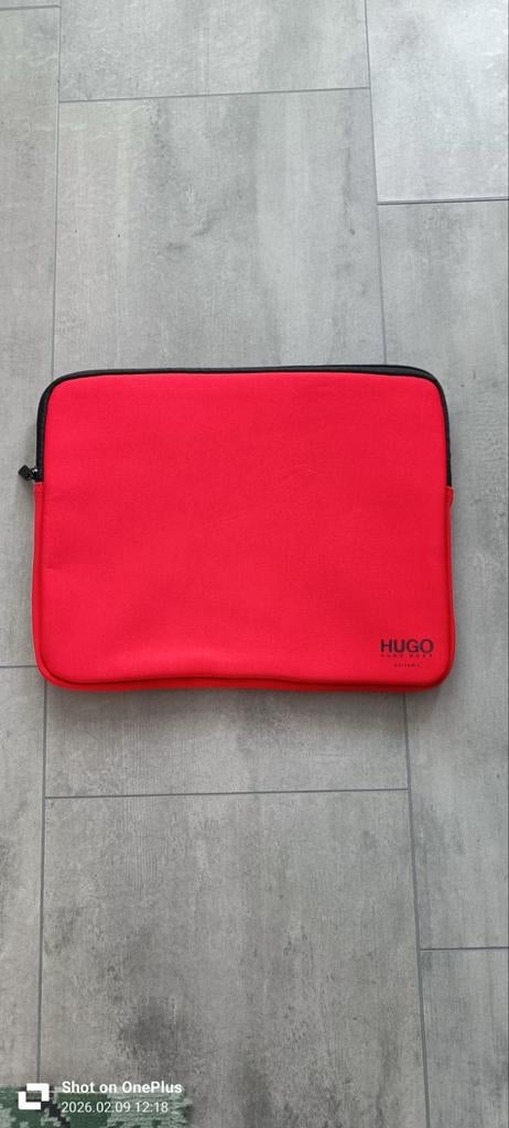 Hugo Boss Laptop SLeeve, Ophalen of Verzenden, 13 inch, Zo goed als nieuw, Hugo Boss
