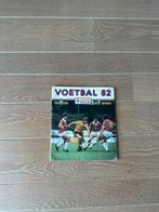 Panini Voetbal 82 album - Gullit, van Hanegem, Advocaat, Ophalen of Verzenden, Gebruikt, Overige sporten, Boek of Tijdschrift