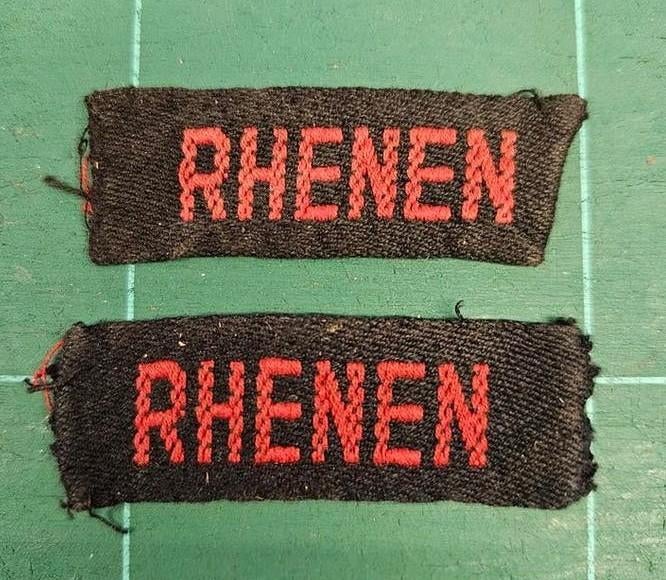 Setje straatnamen 'Rhenen', Verzamelen, Militaria | Algemeen, Ophalen of Verzenden, Landmacht, Nederland, Embleem of Badge