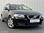 Volvo V50 1.6 D2 Momentum | Cruise | PDC | Bluetooth | 2011, Voorwielaandrijving, Euro 5, Stof, Zwart
