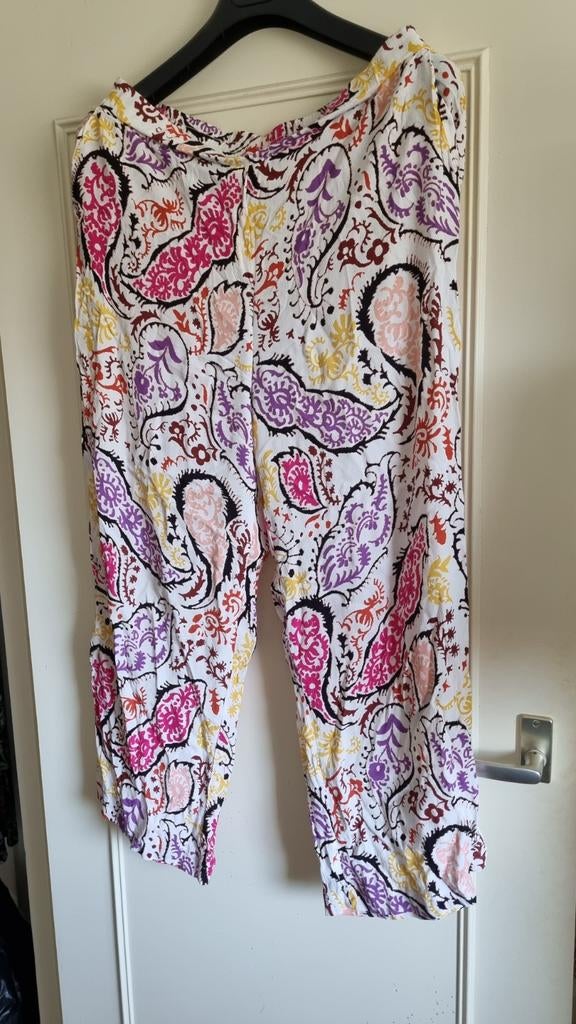 Losvallende broek zomer maat 42, Wit, Maat 42/44 (L), Ophalen of Verzenden, Zo goed als nieuw