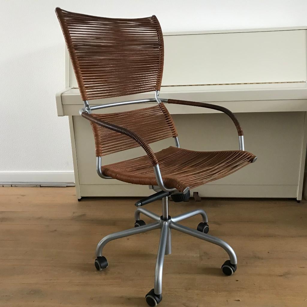 Bureaustoel  stoel Bonacina Elle Miss B design leer vintage, Huis en Inrichting, Bureaustoelen, Gebruikt, Zwart, Ophalen of Verzenden