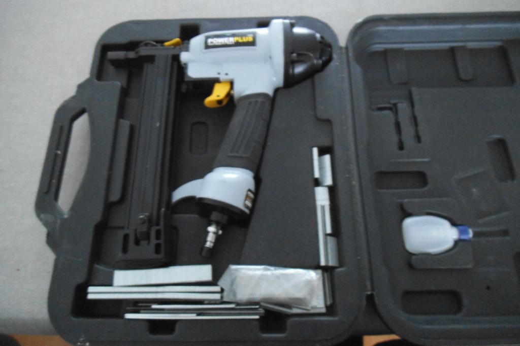 Te koop POWER PLUS 0310 AIR tacker, Ophalen of Verzenden, Zo goed als nieuw