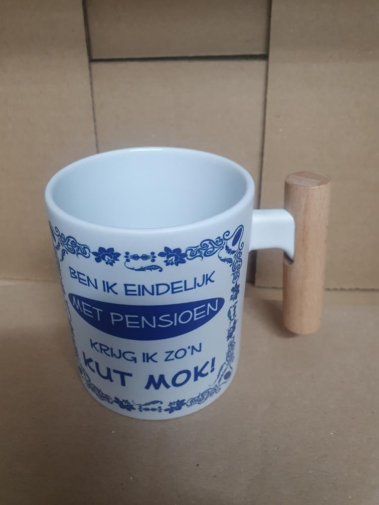 Nieuwe mok met houten handvat, Ophalen, Nieuw, Overige stijlen, Kop(pen) en/of Schotel(s)
