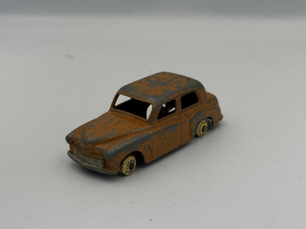 Hillman Minx, Dinky Toys, Ophalen of Verzenden, Zo goed als nieuw, Auto, Dinky Toys