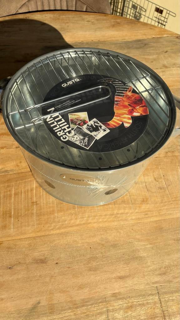 Nieuwe Gusto Grillin' & Chillin' draagbare BBQ, Ophalen, Nieuw