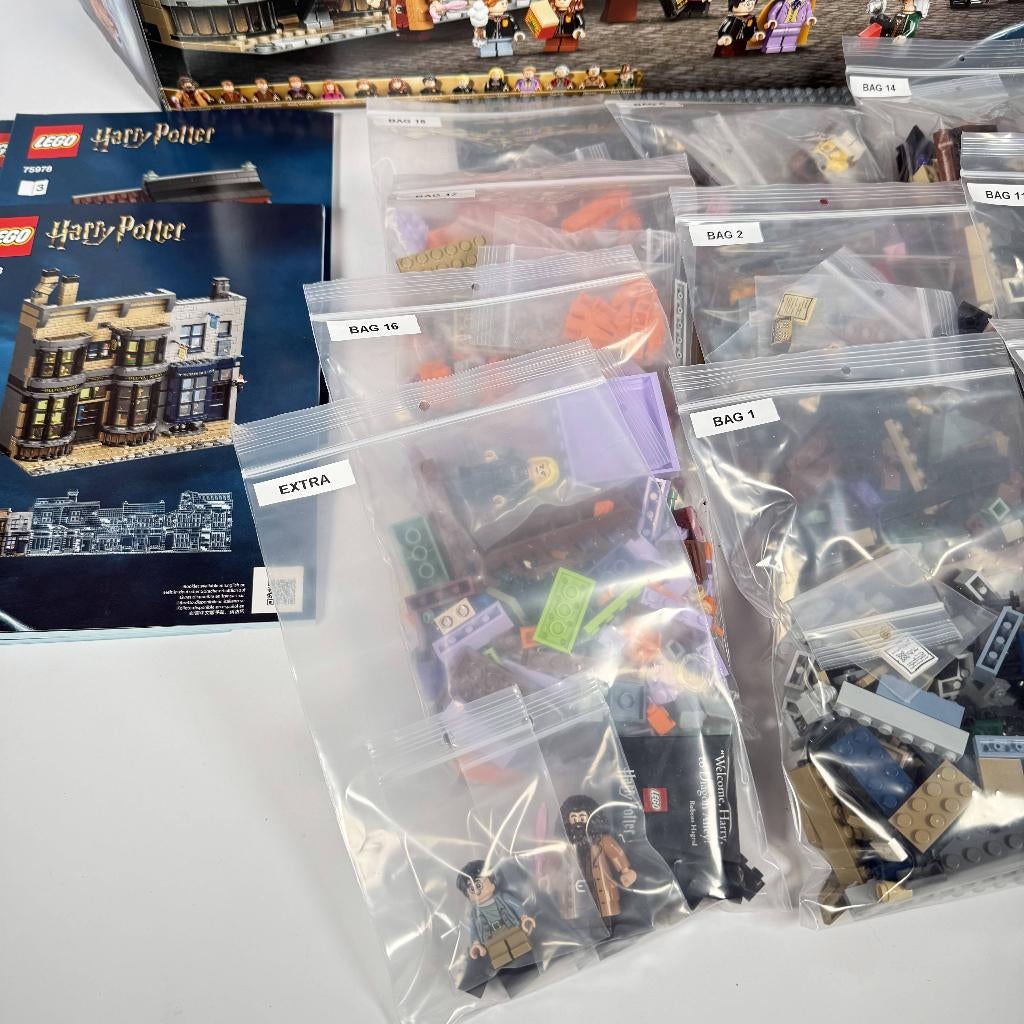 LEGO Harry Potter 75978 Wegisweg (Diagon Alley), Lego, Harry Potter, Ophalen of Verzenden, Zo goed als nieuw