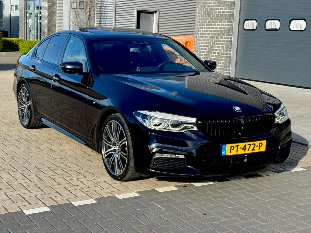 BMW 5-Serie 540i 340pk Aut. 2017 Carbon Swarz, Auto's, BMW, Automaat, Zwart, 2000 kg, Bedrijf