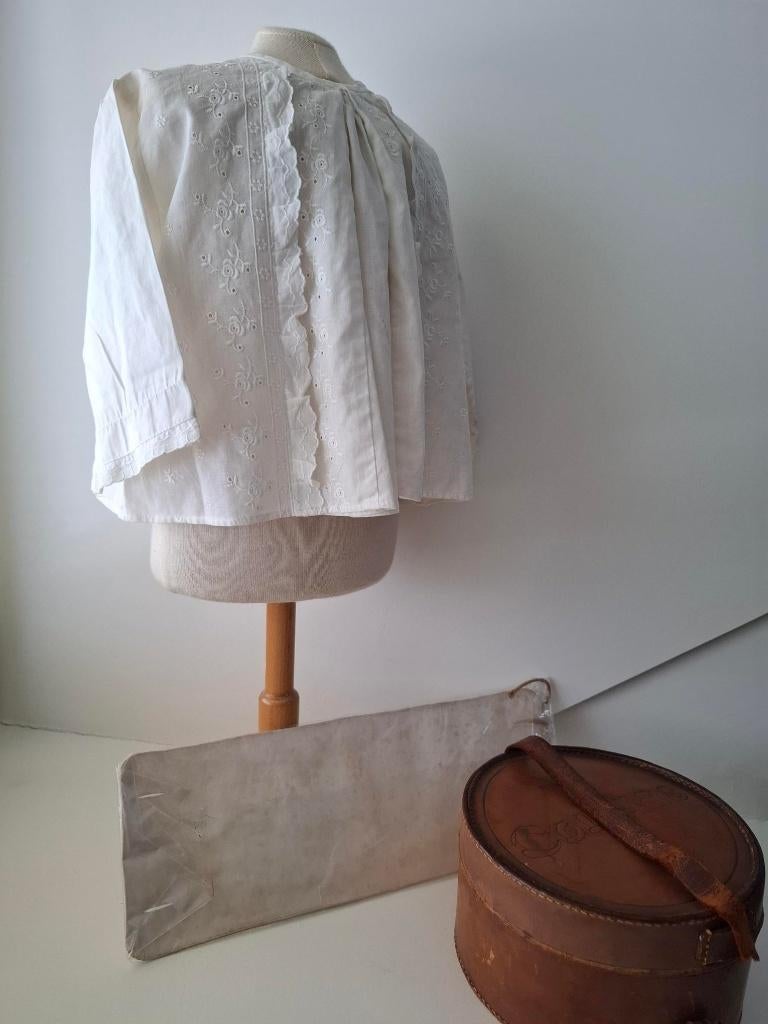 Losse manchet wit oud/vintage, Antiek en Kunst, Curiosa en Brocante, Ophalen of Verzenden