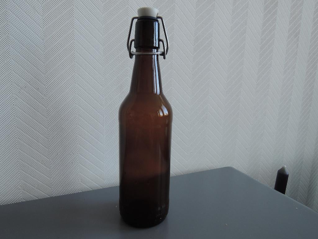 Ouderwets (bier) flesje met porseleinen dop, Verzamelen, Ophalen of Verzenden, Zo goed als nieuw, Flesje(s), Overige merken