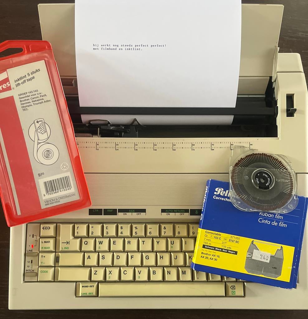 Typemachine AX-15 / inktlinten en filmband, Diversen, Typemachines, Zo goed als nieuw, Ophalen of Verzenden