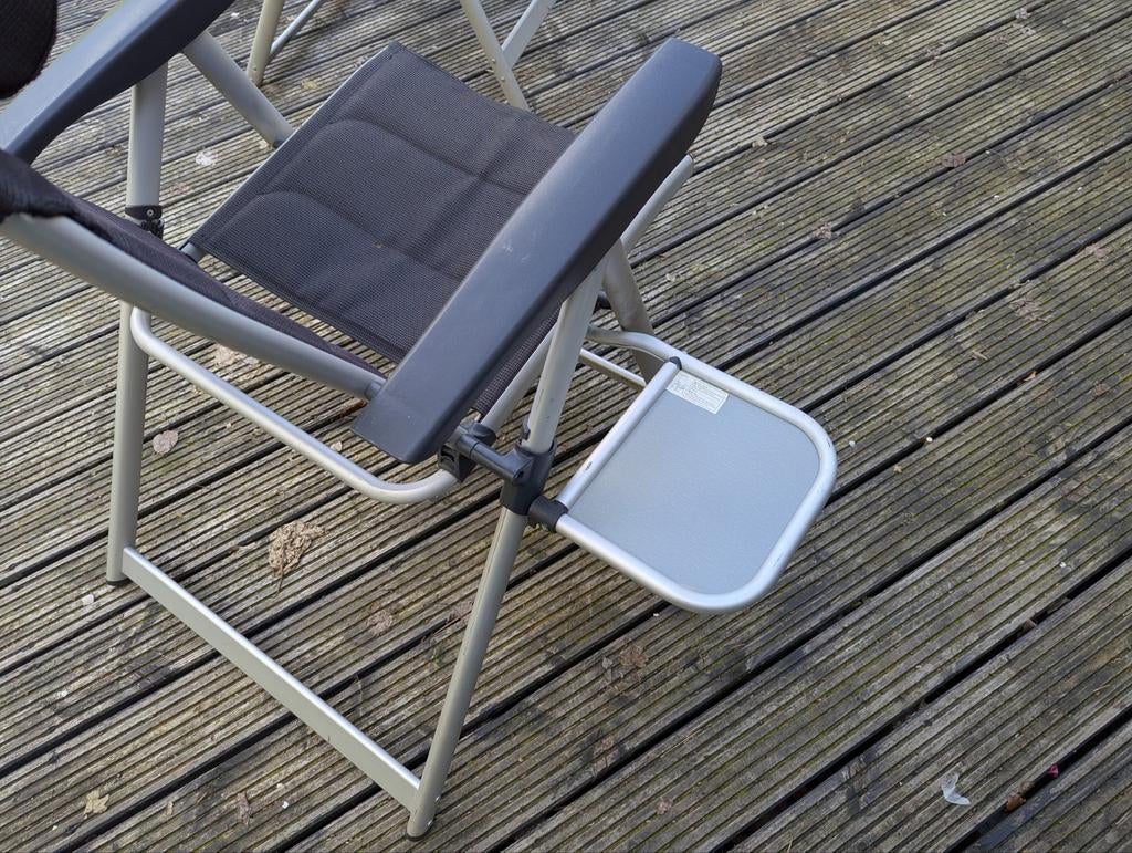 Camping stoelen en camping keukentje, Caravans en Kamperen, Kampeermeubelen, Campingstoel, Ophalen of Verzenden