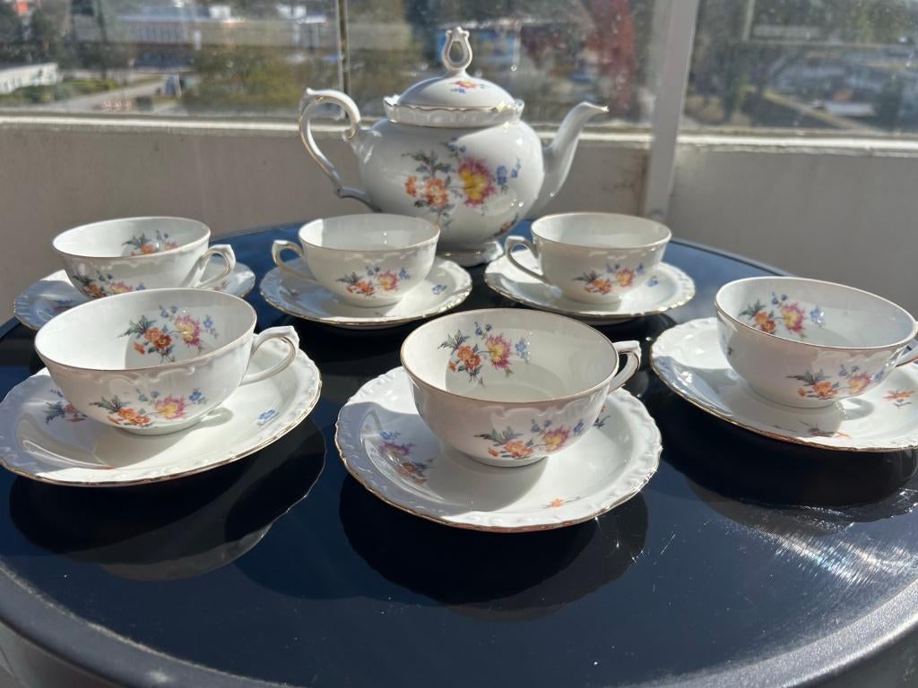 Kahla koffie servies 6 personen + theepot, Ophalen of Verzenden, Zo goed als nieuw, Overige stijlen, Kop(pen) en/of Schotel(s)