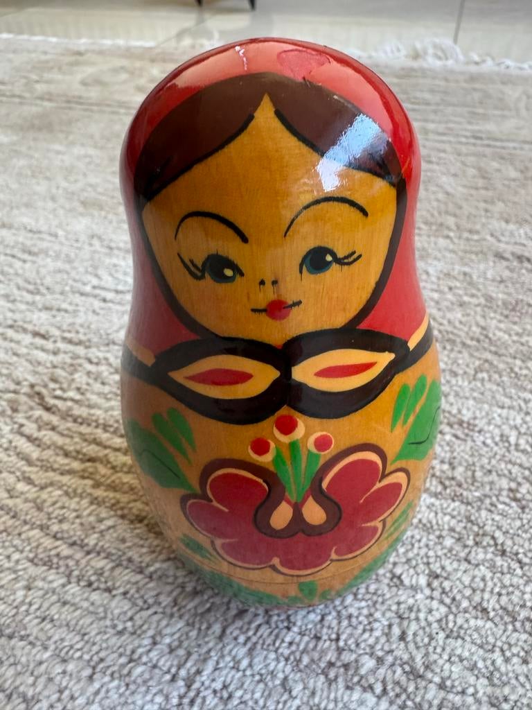 Houten matroesjka-nestpoppen., Ophalen of Verzenden
