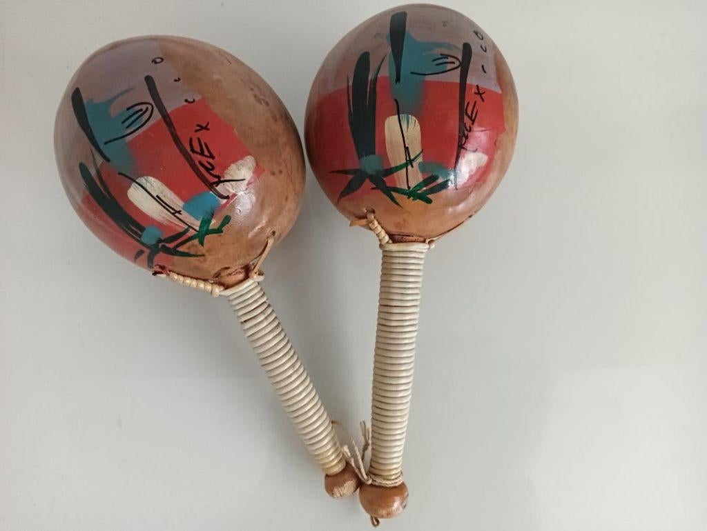 2 beschilderde sambaballen uit Mexico, Muziek en Instrumenten, Ophalen of Verzenden, Gebruikt, Melodische percussie